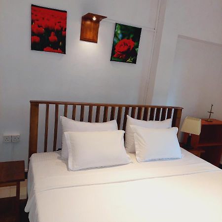 Golden Villa Kandy - "Free Pickup From Kandy " מראה חיצוני תמונה