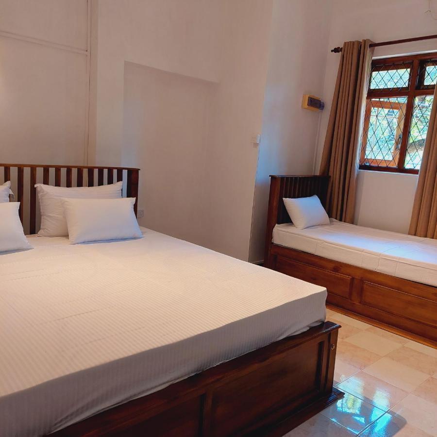 Golden Villa Kandy - "Free Pickup From Kandy " מראה חיצוני תמונה