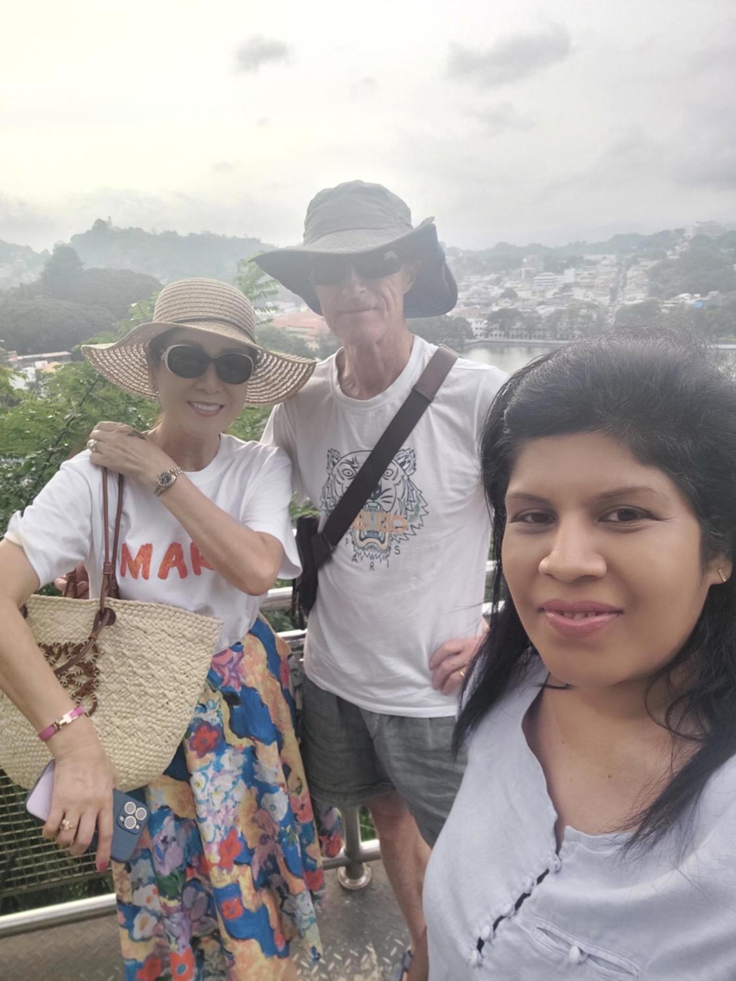 Golden Villa Kandy - "Free Pickup From Kandy " מראה חיצוני תמונה